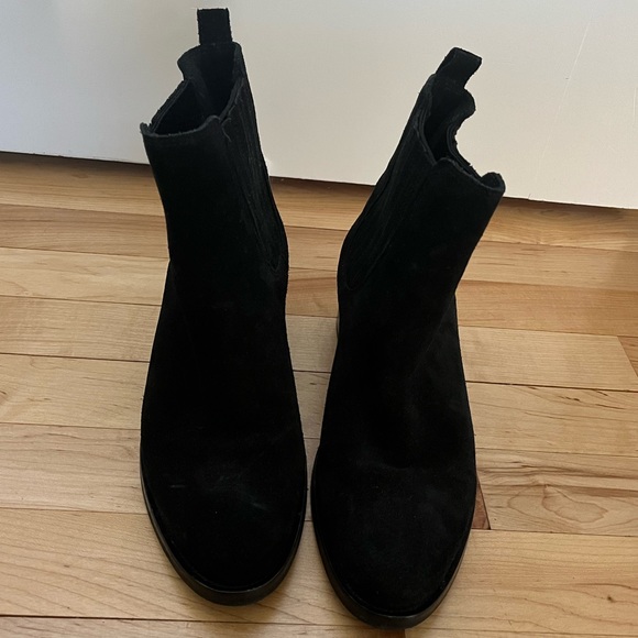 La Canadienne Prince Waterproof suede bootie - Picture 5 of 10